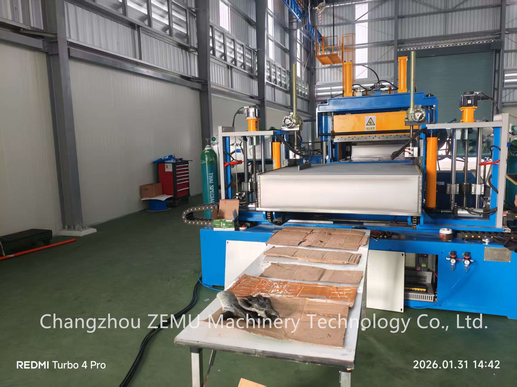 7244291fec0cbd4df46a6edec76ca09e